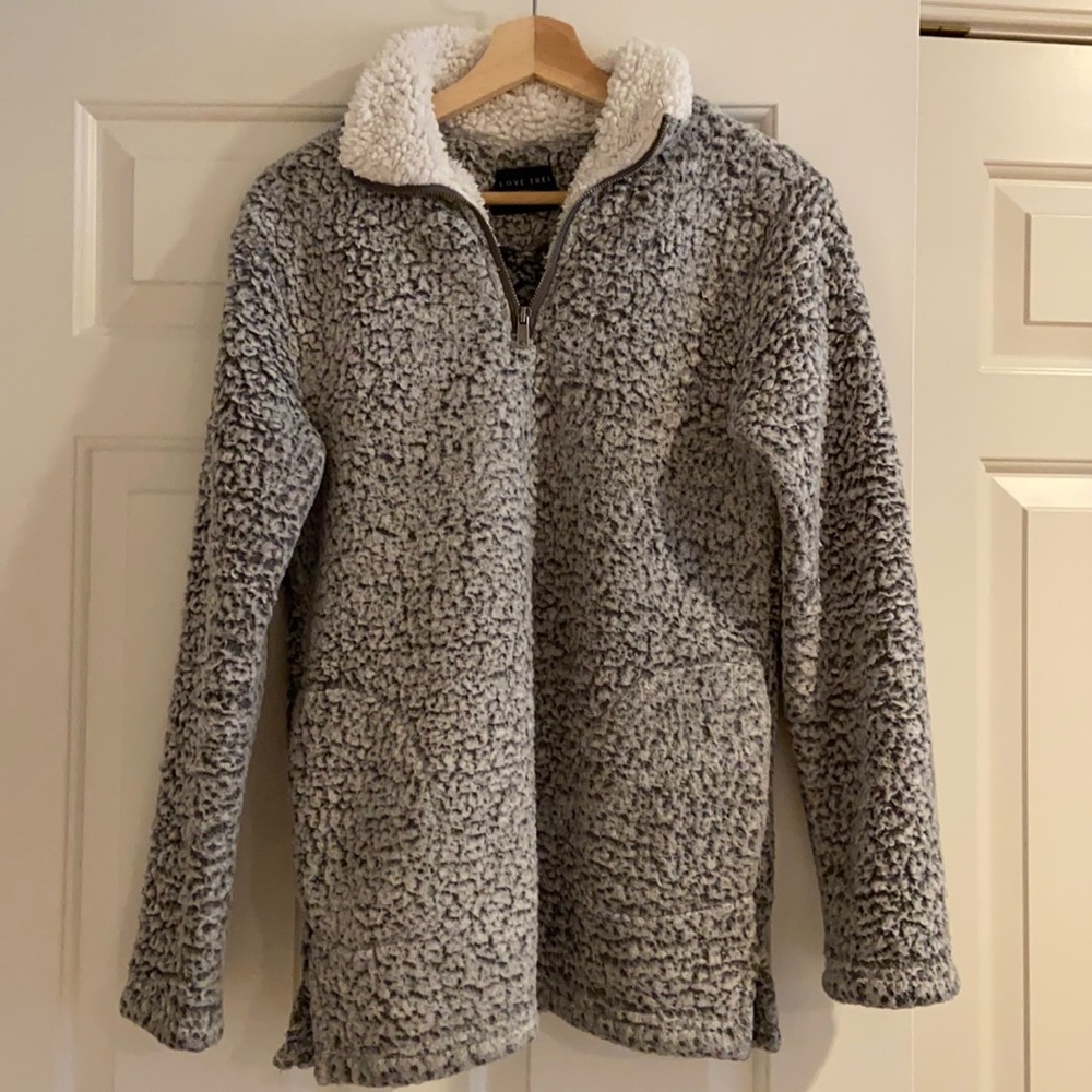 Women’s Sherpa sweater
